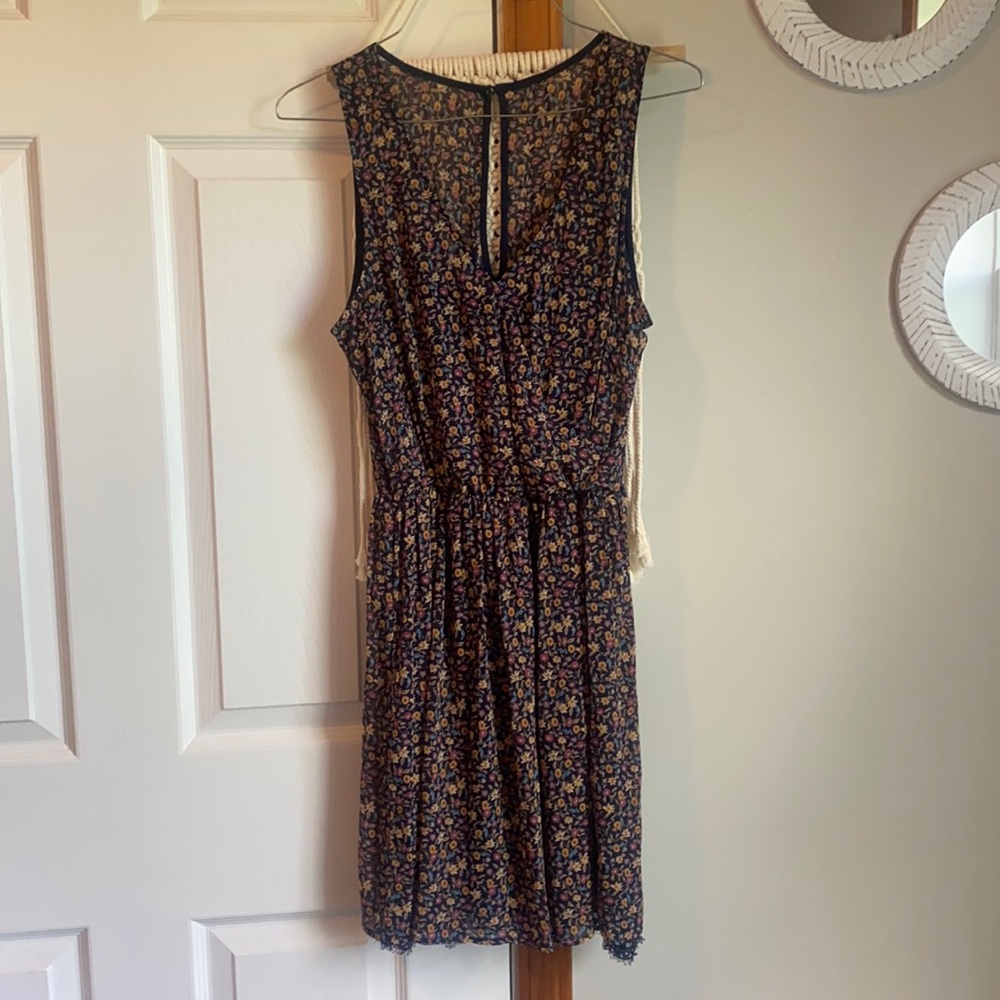Flowered hollister dress